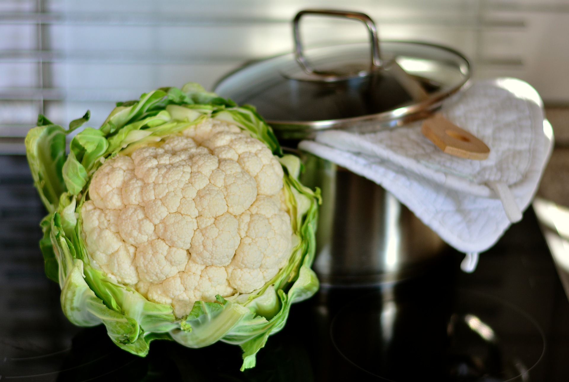 Cauliflower soup with potatoes and carrots